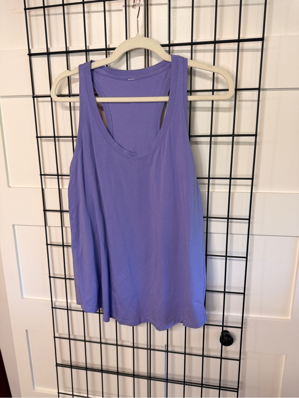 Lululemon “love tank” in violet